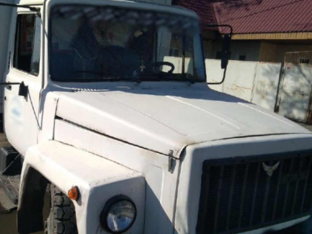В Одесской области мертвецки пьяному мужчине удалось угнать грузовик (ФОТО)