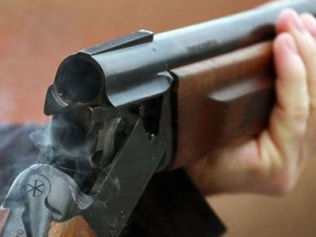 В Днепропетровской области мужчина убил из охотничьего ружья кредитора