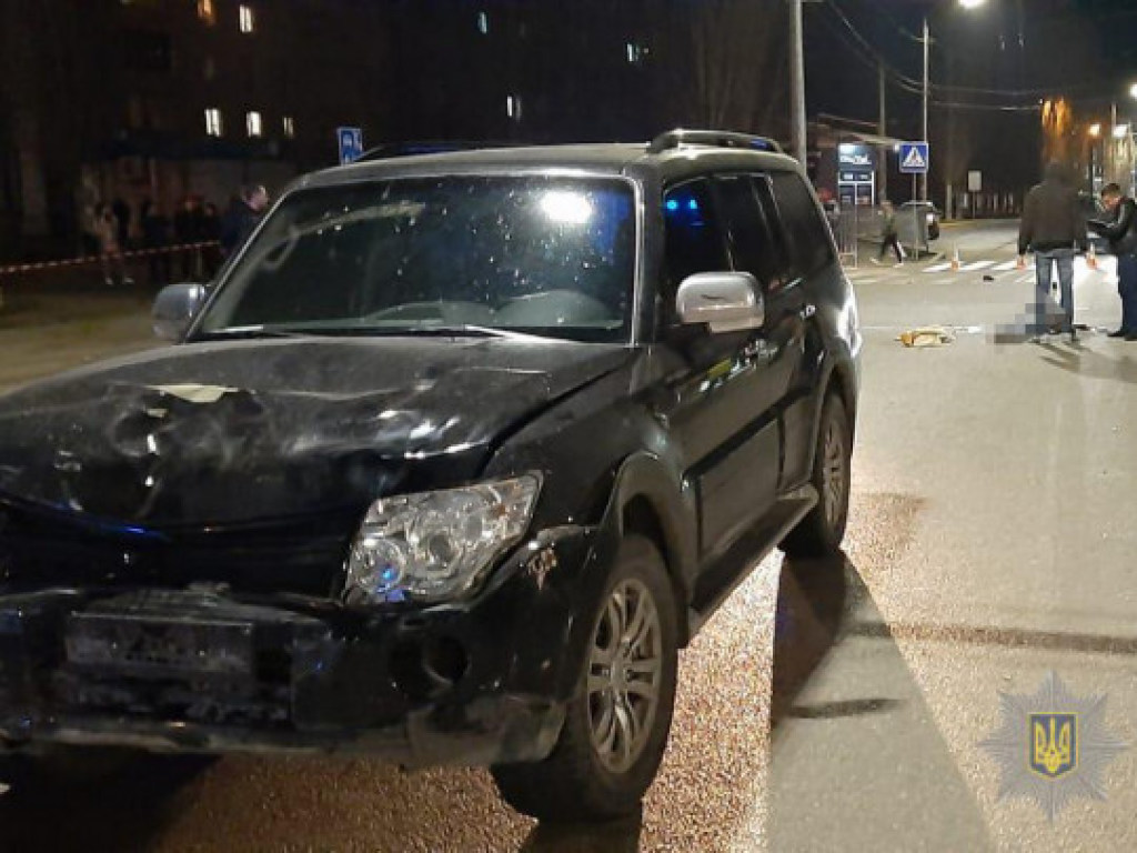 Фотомодель без прав за рулем Mitsubishi сбила насмерть беременную женщину в Николаеве (ФОТО)