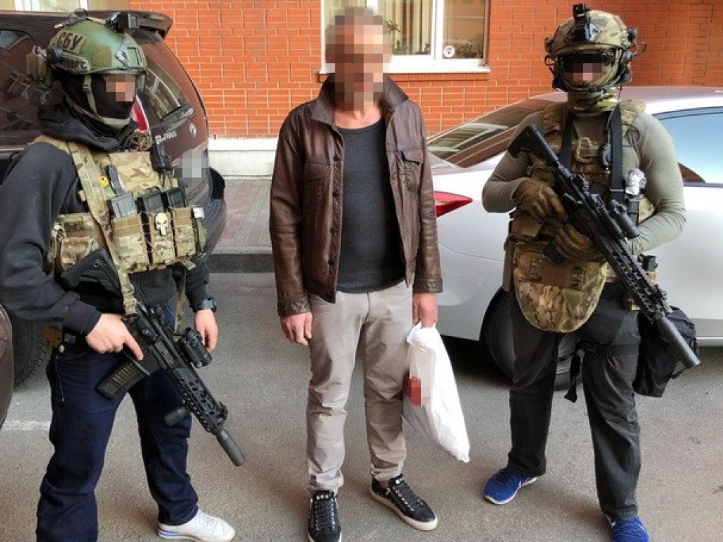 Спецоперация СБУ в Киеве: задержана банда наркоторговцев (ФОТО, ВИДЕО)
