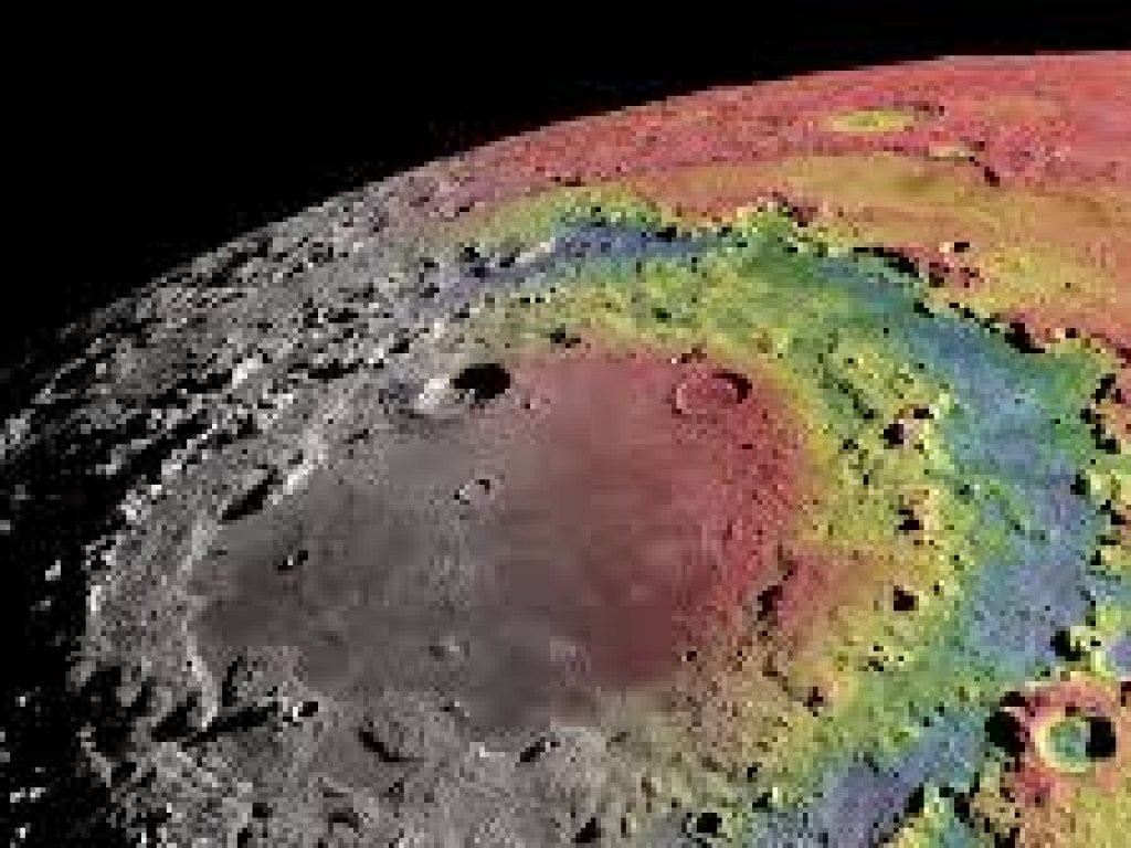 Скандальный уфолог обнаружил «лицо Тора» в кратере Луны (ВИДЕО)