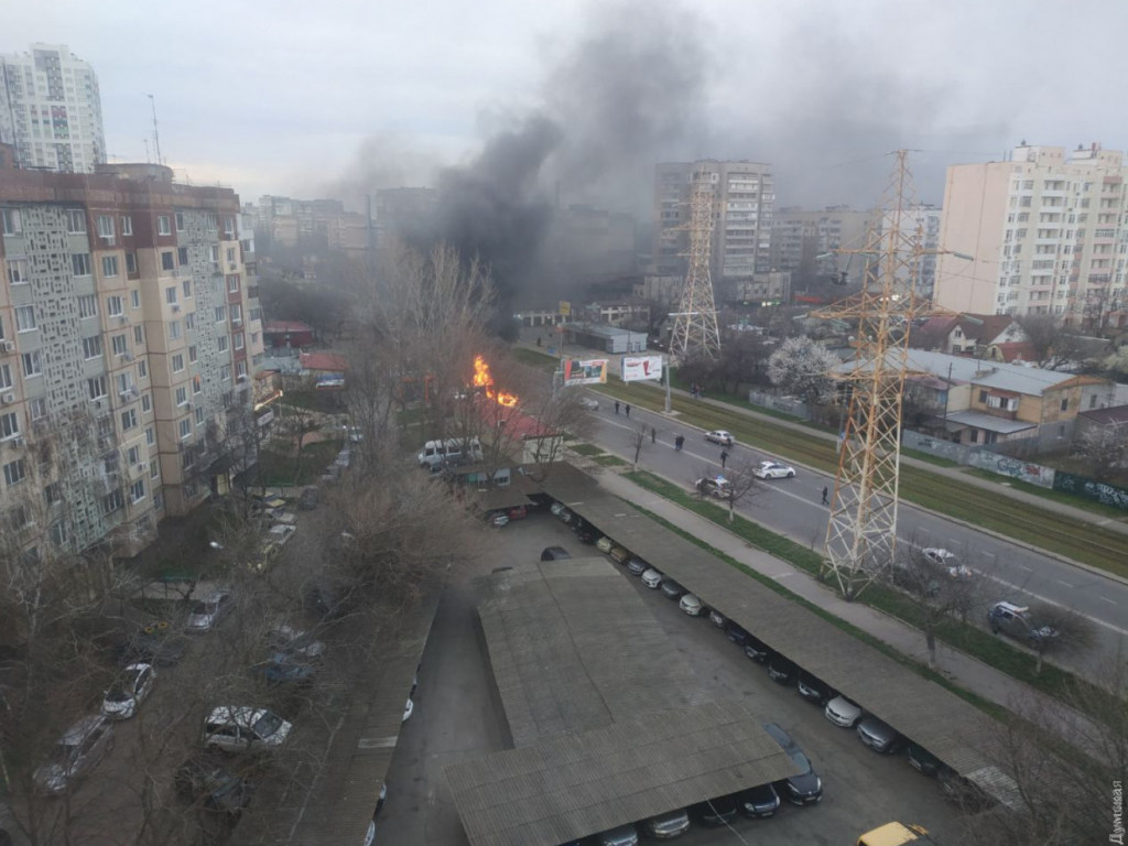 Появились подробности ДТП с возгоранием в Одессе на Люстдорфской дороге (ФОТО, ВИДЕО)