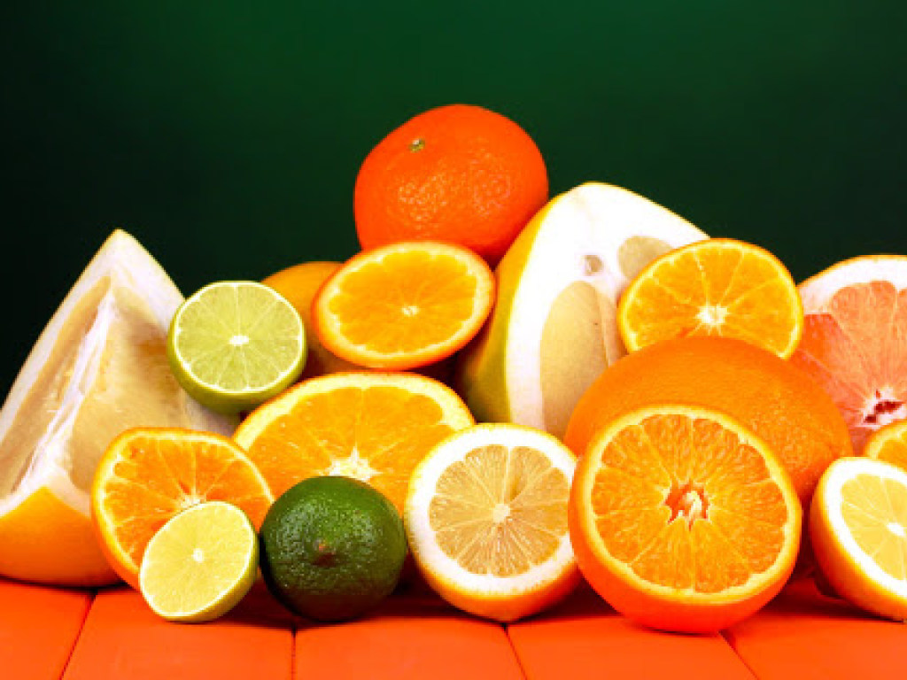 Врач: все цитрусовые фрукты мягко очищают организм от токсинов