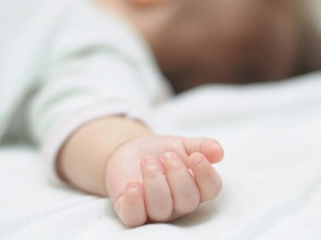 В США зафиксировали первую смерть младенца от коронавируса