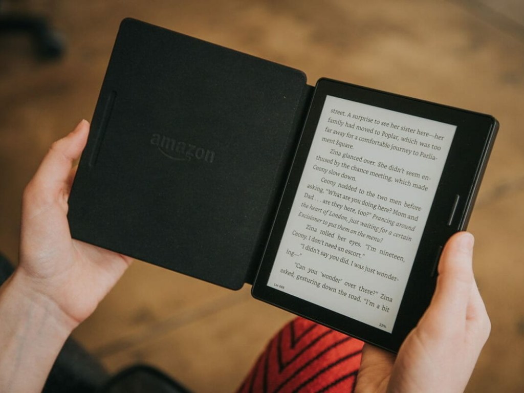 «Чтение на карантине»: Google Play раздает подборку из 100 бесплатных книг