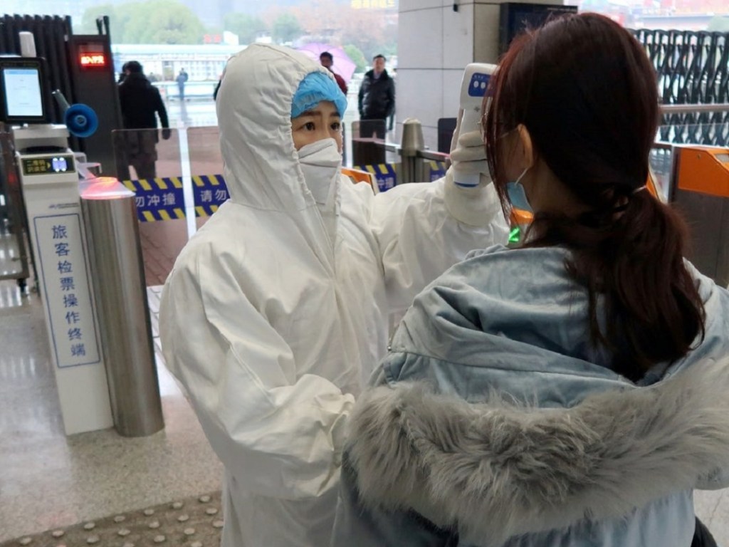 В Китае объявили об остановке эпидемии коронавируса