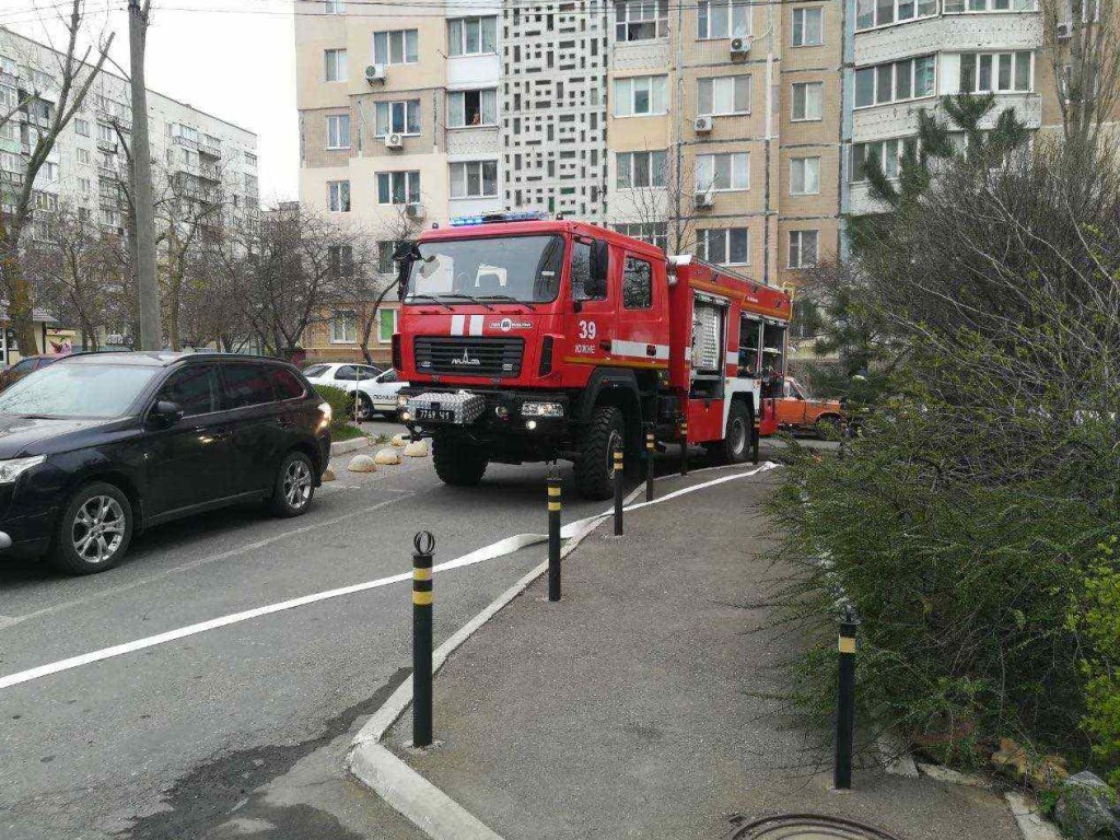 В Одесской области горела квартира в многоэтажка: погиб 64-летний мужчина (ФОТО)