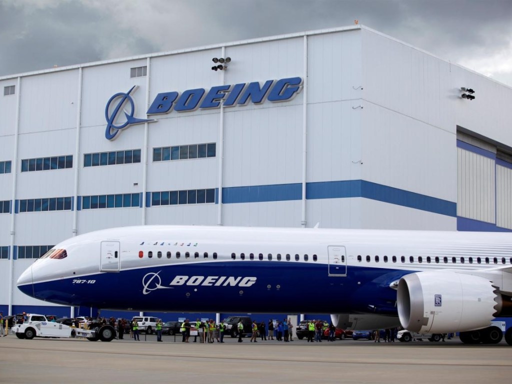 Из-за вспышки коронавируса и карантина: Boeing будет предлагать своим сотрудникам добровольное увольнение – СМИ