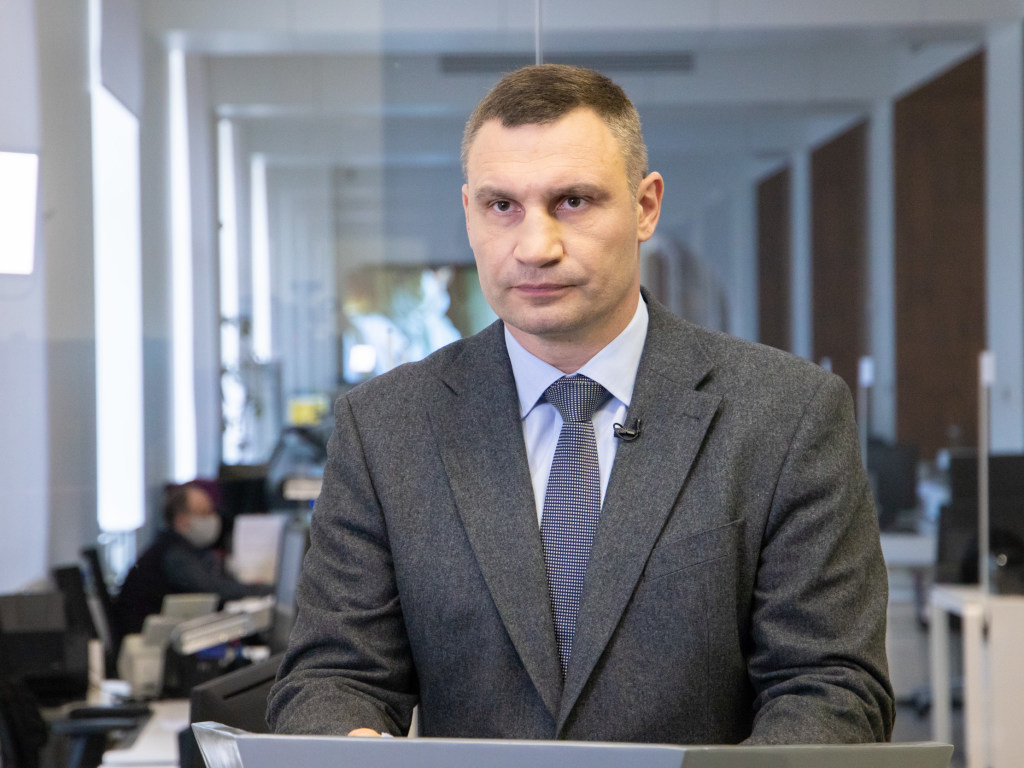 Отпуск за свой счет: Кличко назвал число сидящих без работы киевлян