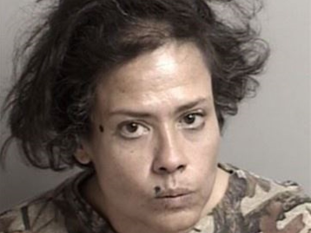 53-летнюю жительницу Калифорнии арестовали за облизывание товаров в магазине (ФОТО)