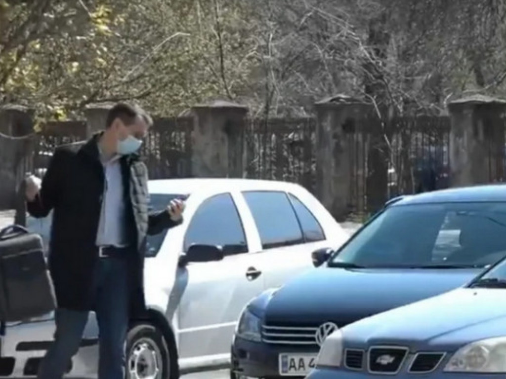 В Николаеве автомобиль главного санврача Украины протаранил микроавтобус с журналистами (ФОТО, ВИДЕО) 