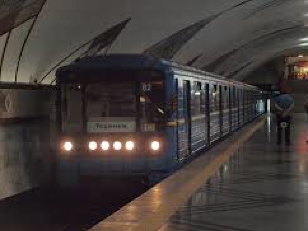 СМИ узнали возможную дату возобновления работы киевского метрополитена
