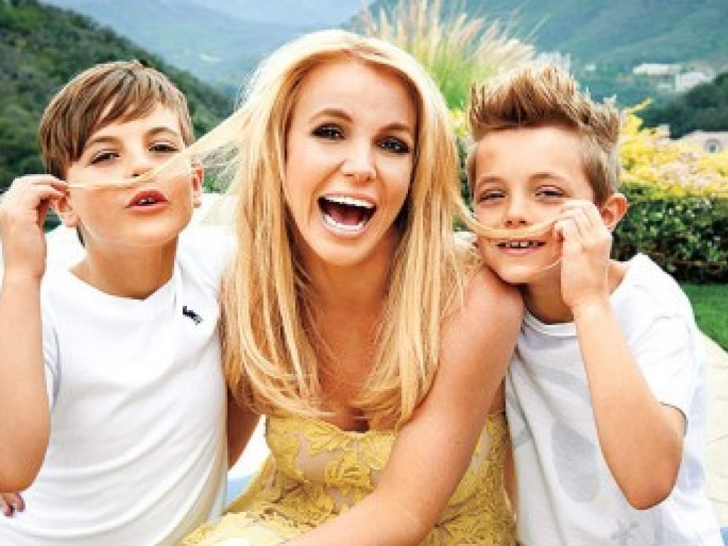 Бритни Спирс готовится стать мамой в третий раз &#8212; СМИ
