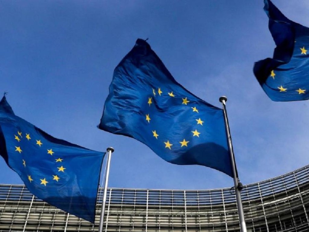 Министры Евросоюза утвердили пакет финансовой помощи странам, пострадавшим от Covid-19: получат 540 миллиардов евро