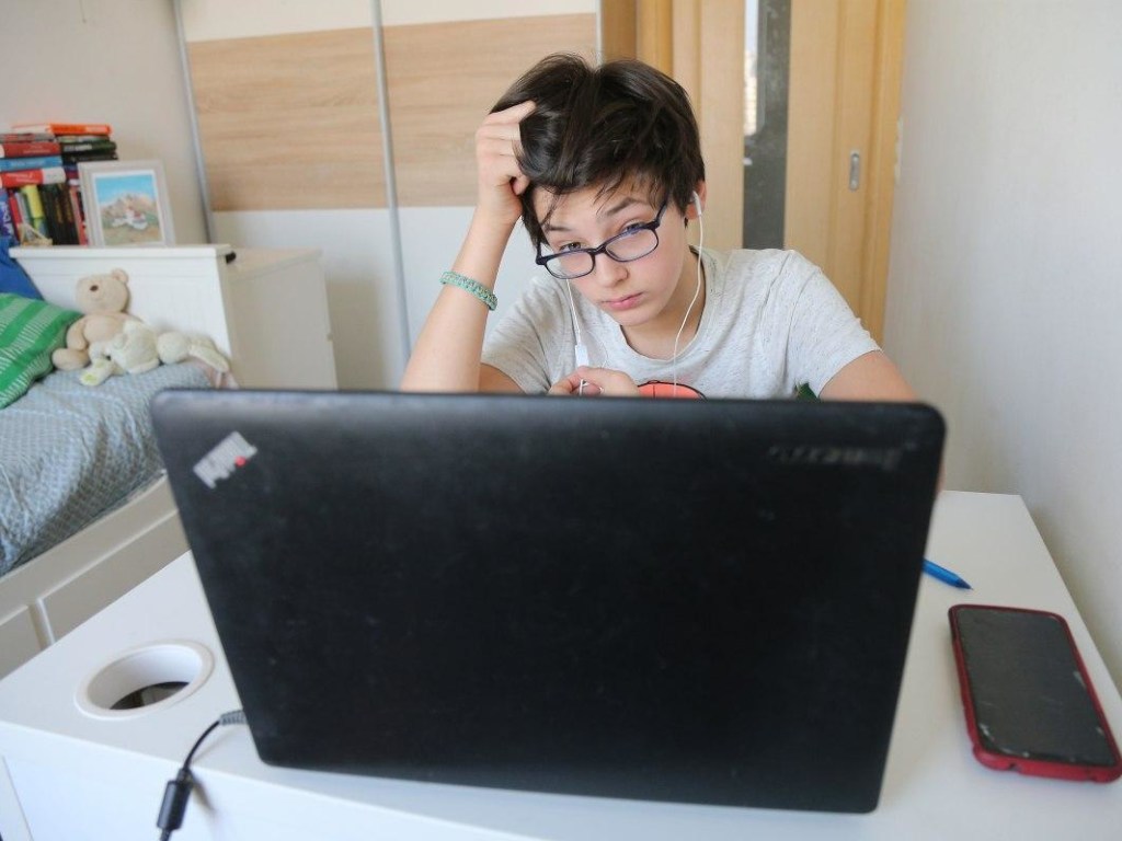 Педагог: Ошибки в телеуроках «Всеукраинская школа онлайн» далеко не последние