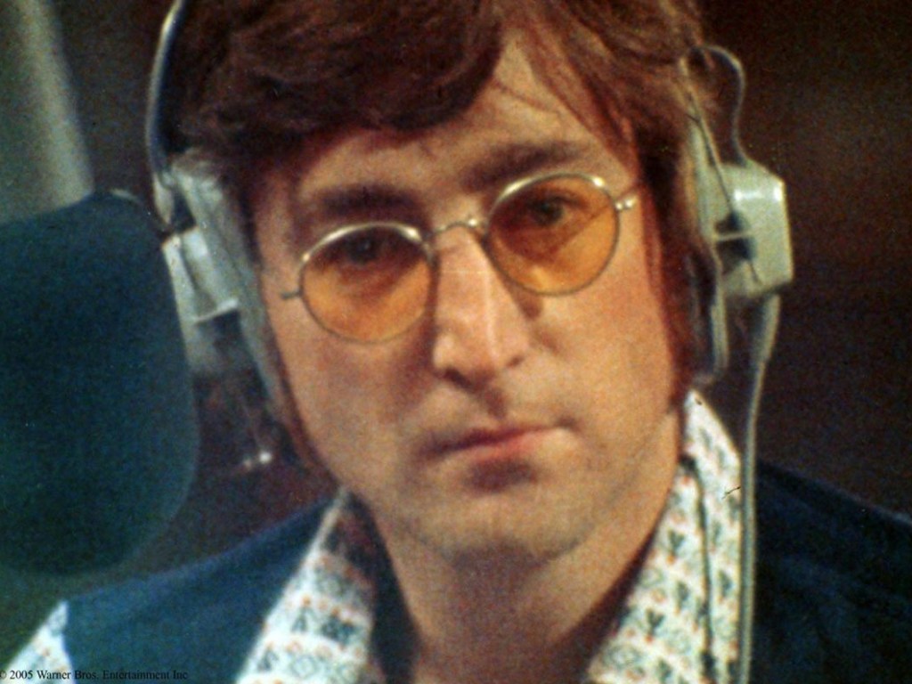 Посвящается сыну Леннона: Рукопись песни The Beatles продали за 910 тысяч долларов (ФОТО)
