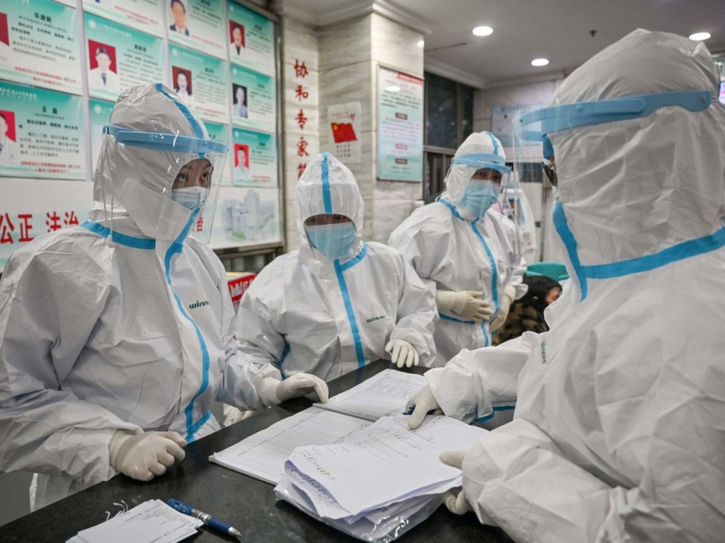 В Китае коронавирус вспыхнул с новой силой: обнаружено рекордное за 6 недель количество новых случаев