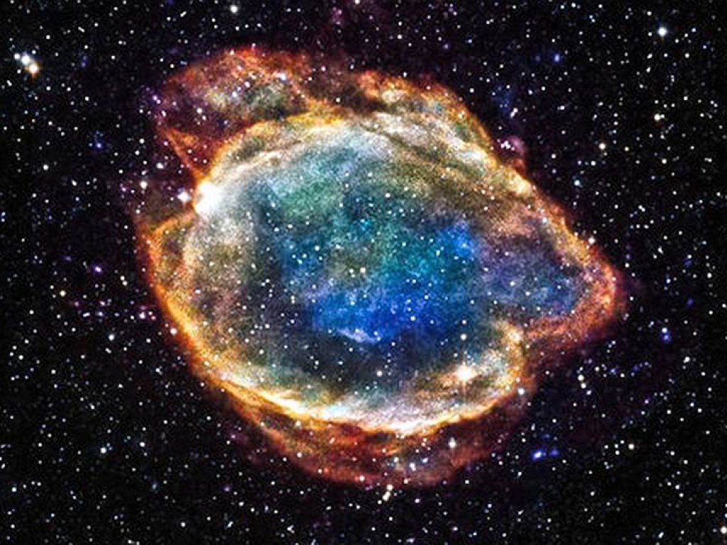 Зафиксирован ярчайший аномальный взрыв сверхновой звезды, которая крупнее Солнца