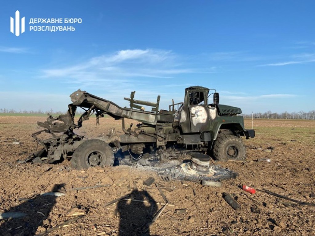 На Херсонщине взорвался военный грузовик с боеприпасами (ФОТО)