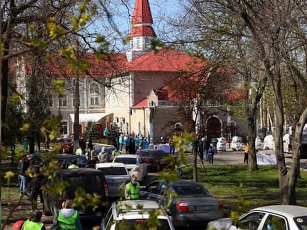 На Пасху в Одессе проведут богослужение на парковке