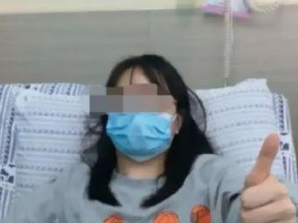 Девушка 14 лет гадала о причине сильного кашля, пока врачи не обнаружили в её лёгком куриную кость (ФОТО)