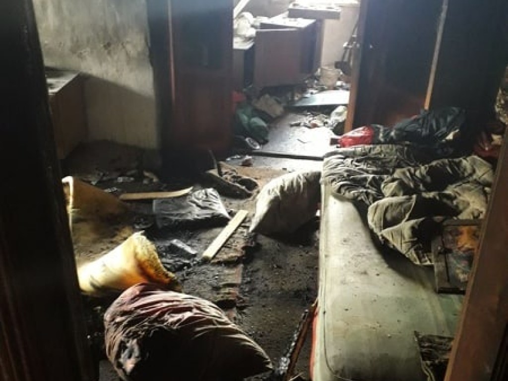 В Житомирской области во время пожара в квартире погибла женщина (ФОТО)