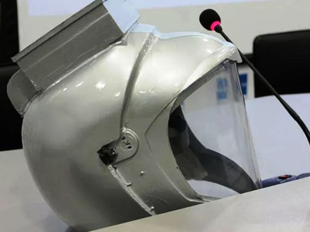«Венец-34»: в России разработали шлем для защиты от коронавируса (ФОТО)