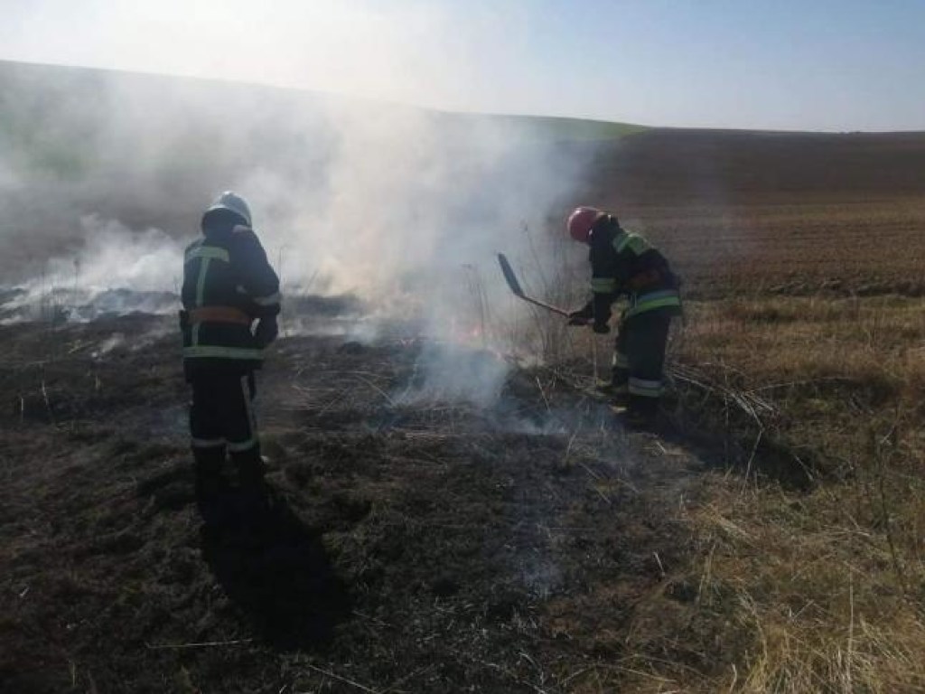 «Просто хотел пожарить картошки»: При пожаре в Ровно пострадал пенсионер