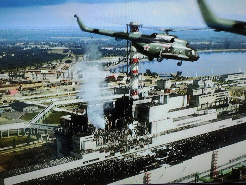 34-я годовщина со дня трагедии в Чернобыле: показали видео экскурсии из Зоны отчуждения до массовых пожаров