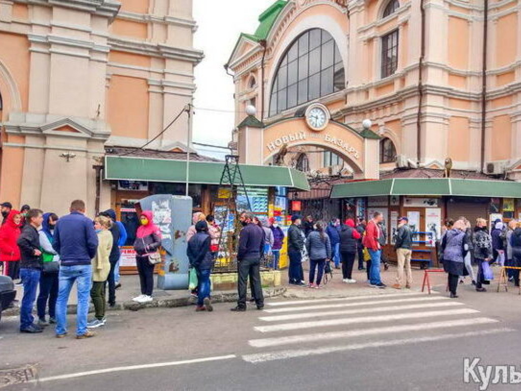Предприниматели в Одессе устроили бунт против закрытия рынка (ФОТО)