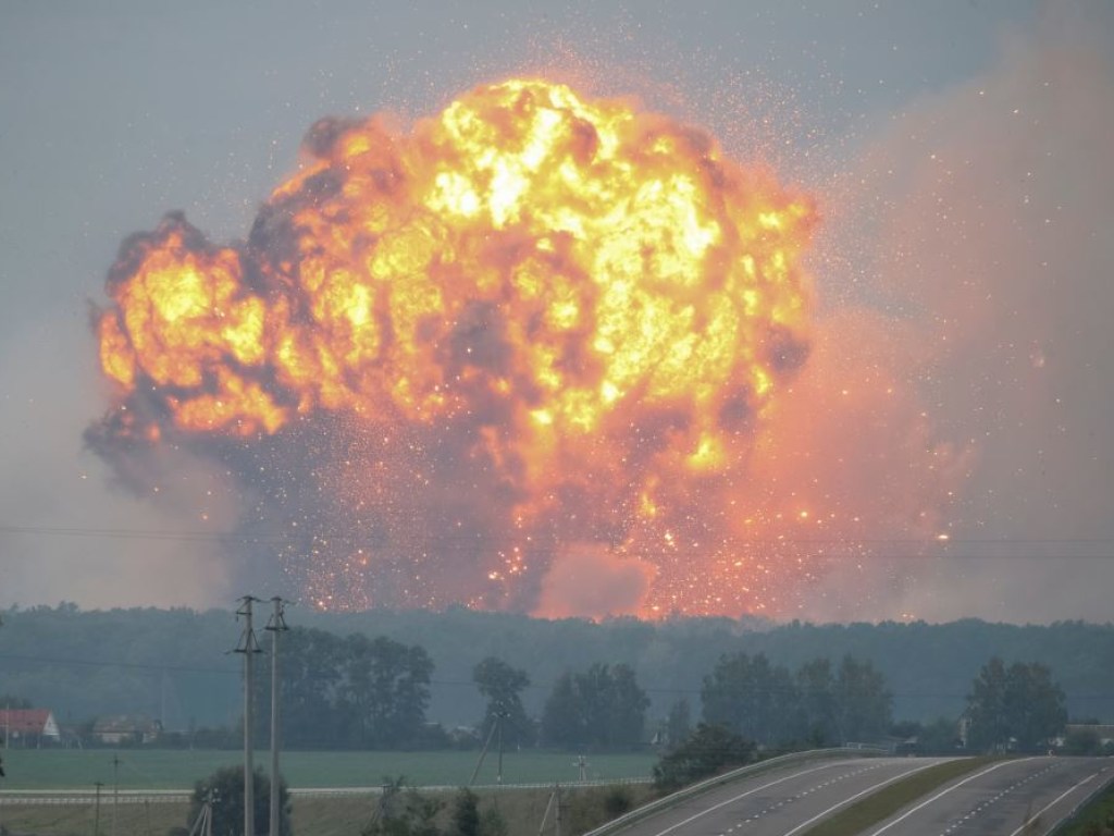 Эксперт: Дело о взрывах складов с боеприпасами перейдет в политические торги