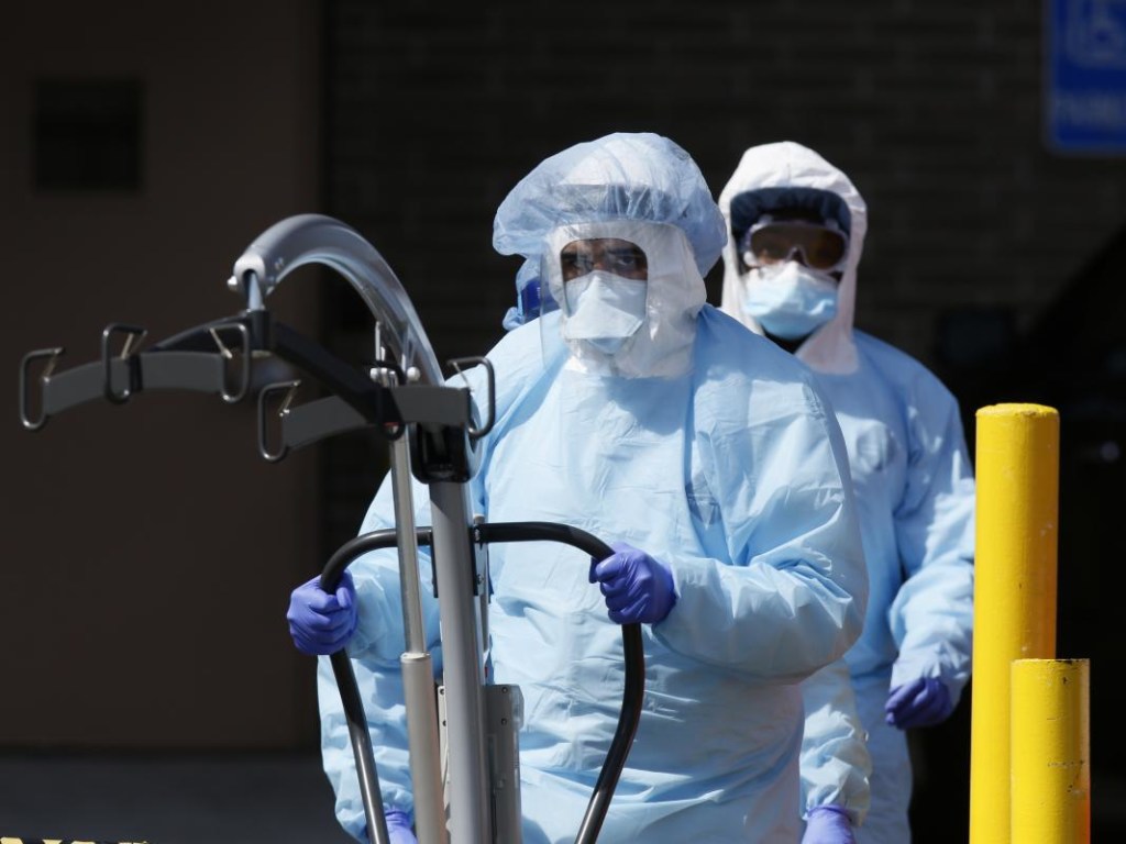 В мире продолжает расти число заболевших коронавирусом