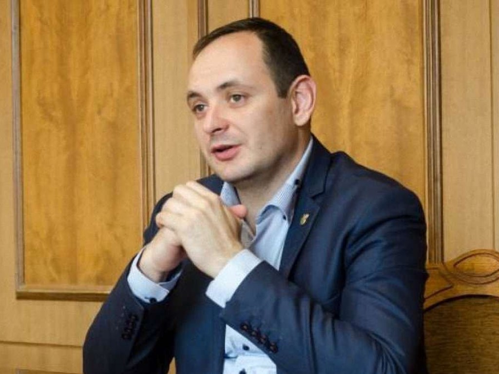 «Хотят уничтожить местное самоуправление»: Мэр Ивано-Франковска поддержал мэра Черкасс, ослабившего карантин