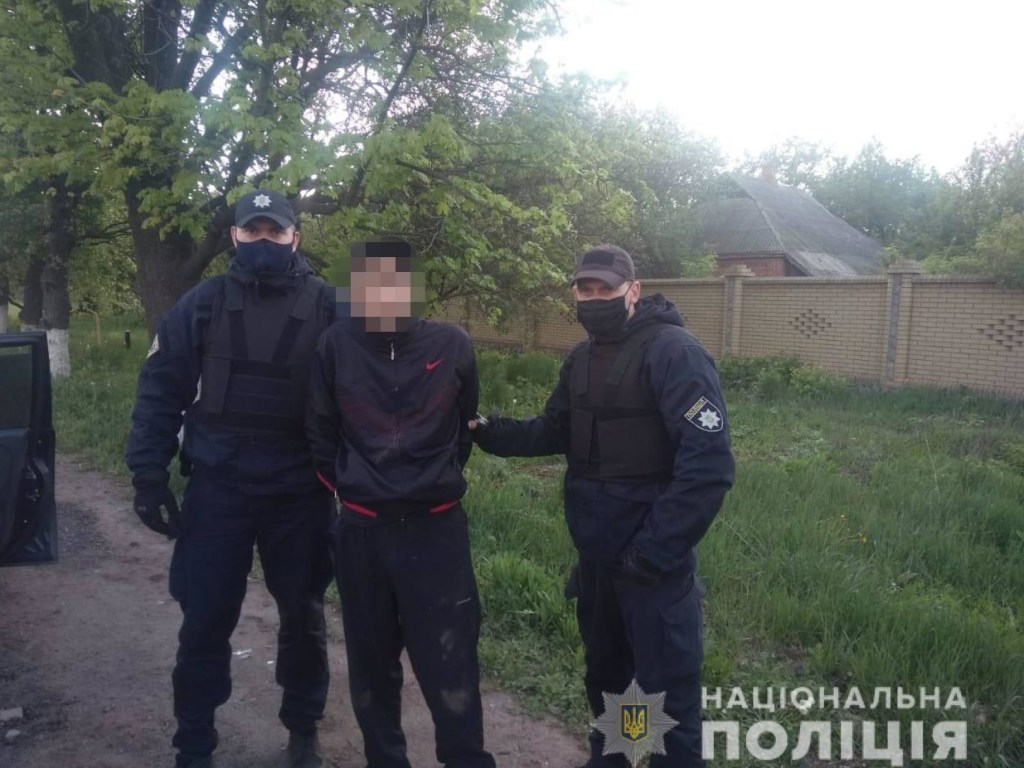 В Харькове злодей под видом сантехника ограбил двух иностранок (ФОТО)