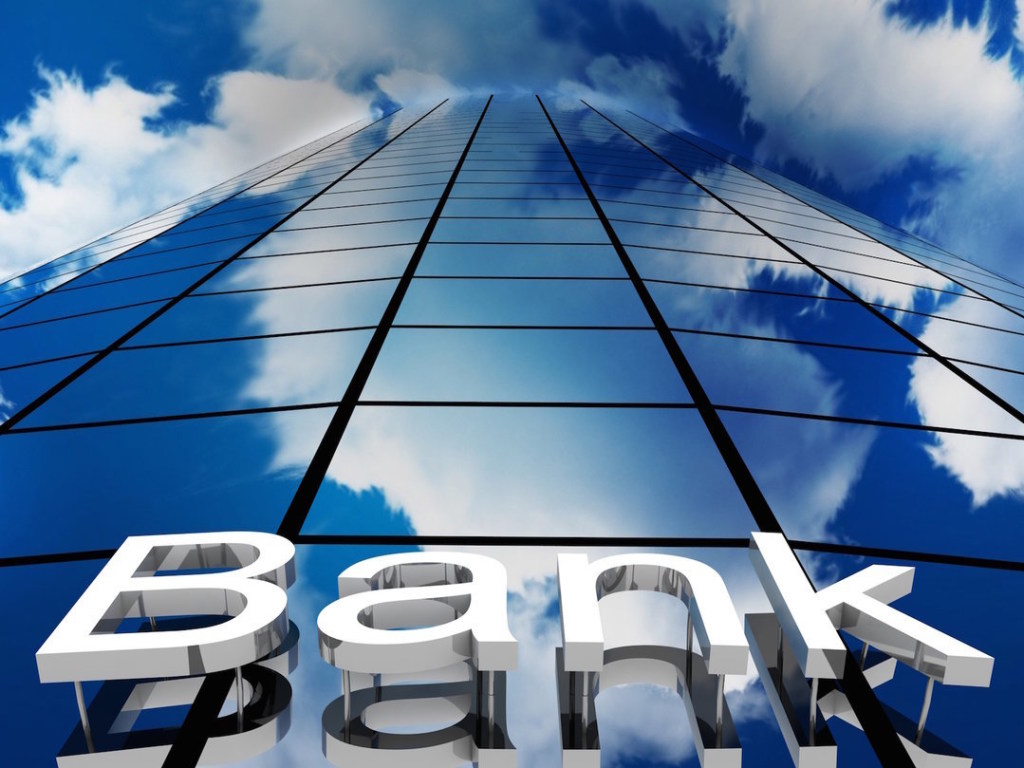 Банки начали открывать свои отделения после карантина