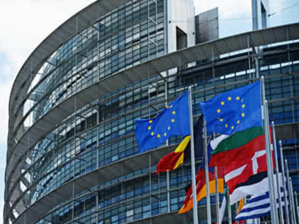 Европарламент выделит  1,2 миллиарда евро для Украины  &#8212; эксперт