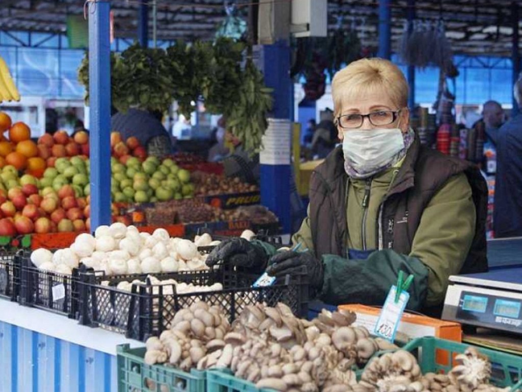 С 10 мая в Киеве запустили работу 19 рынков