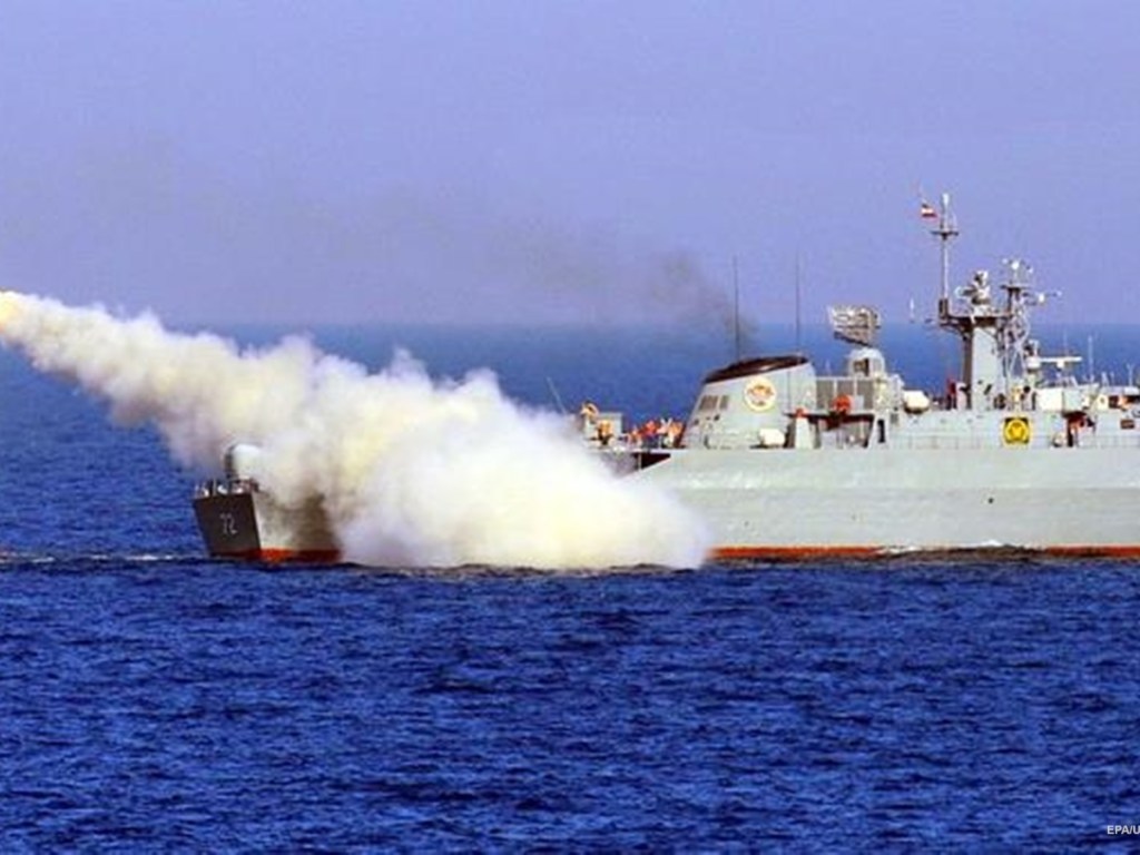 ВМС Ирана заявляют о гибели не менее 19 человек в результате инцидента с иранским судном