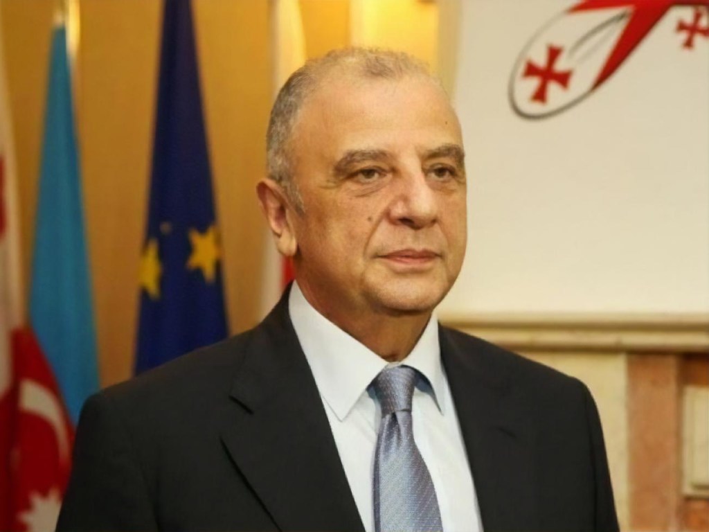 Отозванный из Украины посол Грузии пройдет карантин