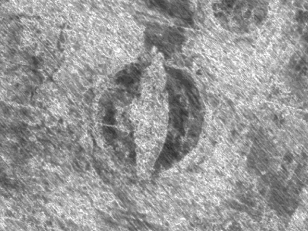 Археологи обнаружили в Норвегии погребальный корабль викингов (ФОТО)