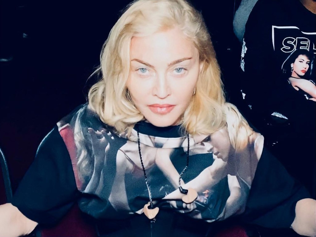 61-летняя Мадонна выложила в Сеть снимок в полупрозрачном белье (ФОТО)