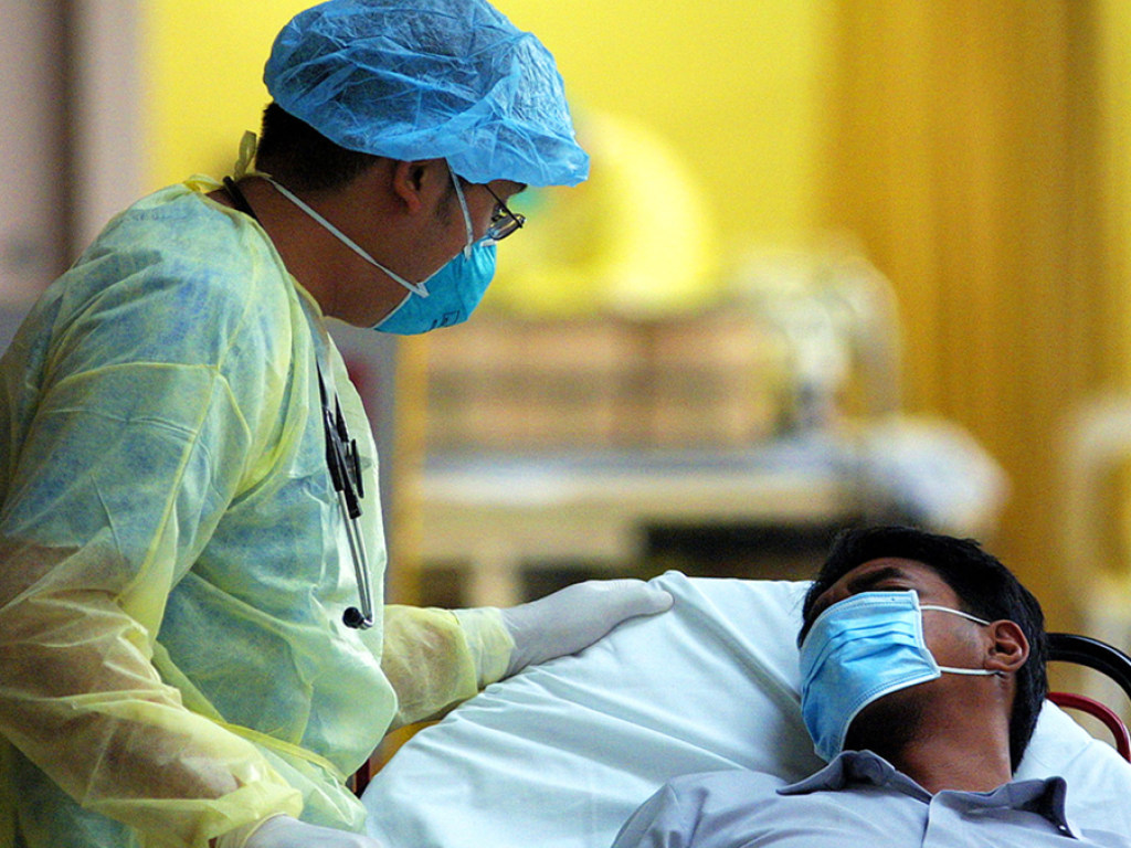 Китайские врачи: при коронавирусе может возникнуть диарея