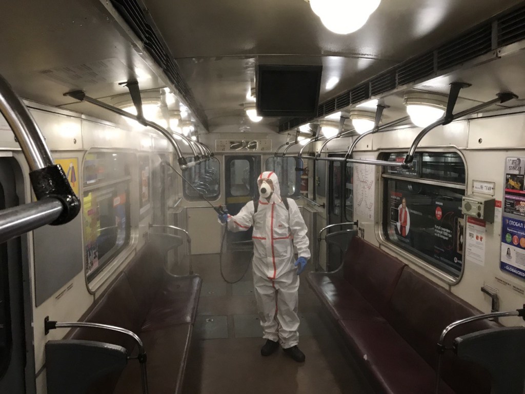 Запуск метро: вирусолог рассказал, сколько человек должно ехать в вагоне