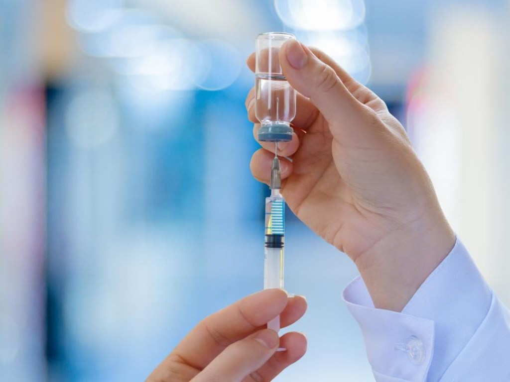 Создание лаборатории для разработки вакцин на базе Института Громашевского неосуществимо – эксперт