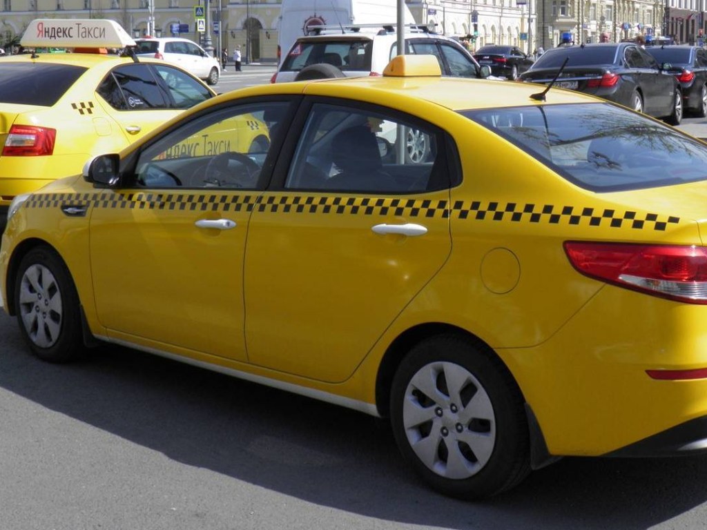 Эксперт: Повышение цен на услуги такси является спекулятивным
