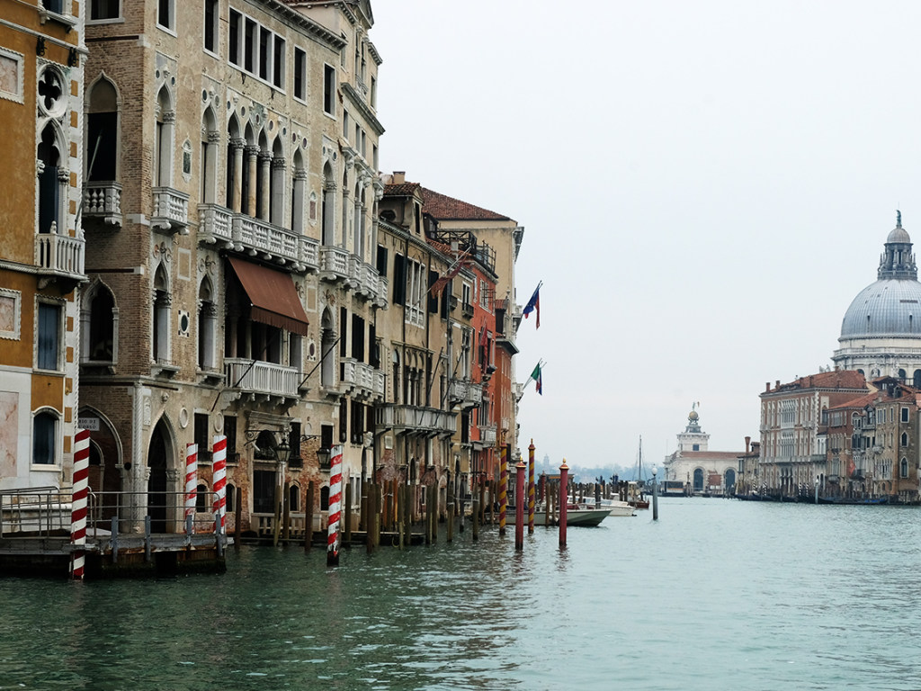 Несмотря на пандемию коронавируса Венеция готова начать прием туристов
