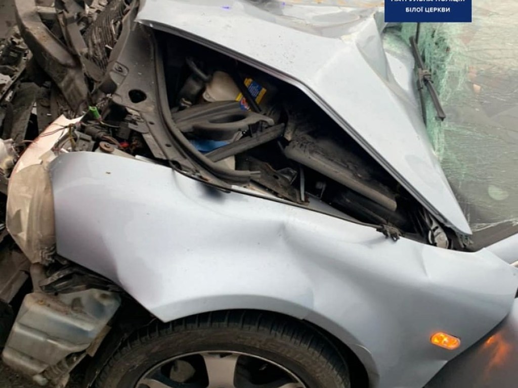 В Белой Церкви столкнулись КамАЗ и авто Volkswagen: пострадали 2 человека (ФОТО)