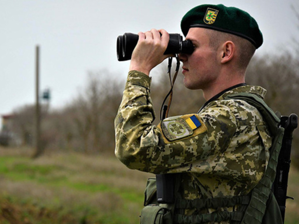 Хотел проверить бдительность: Пограничники со стрельбой задержали украинца, возвращающегося из Венгрии