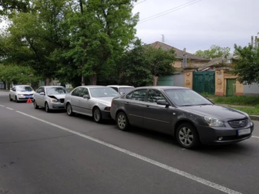 В Николаеве произошло ДТП с тремя автомобилями (ФОТО)