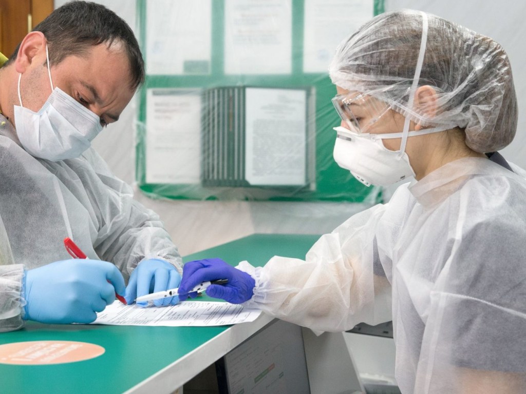 В Ровенской ОГА сообщили о 25 новых случаев коронавируса в регионе